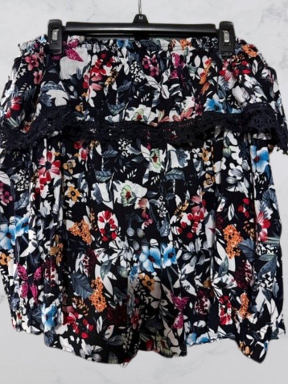 Entro Floral Off-Shoulder Top Size M